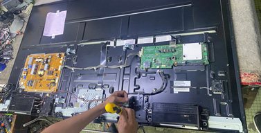 Lines on Screen Problem (Horizontal or Vertical)